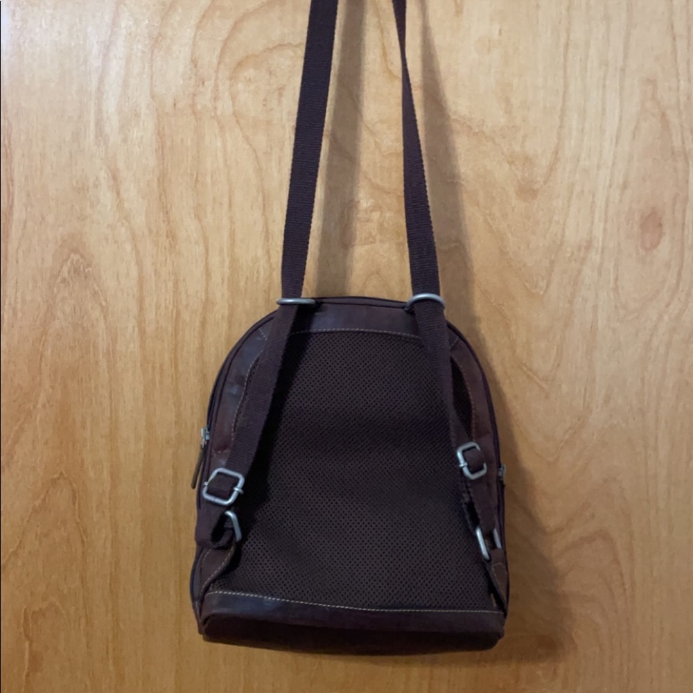 Jack George’s leather backpack - Picture 2 of 7